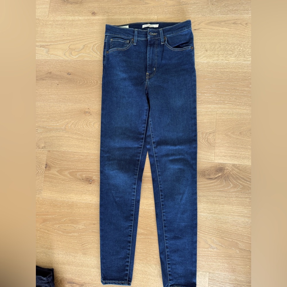 Levi’s Mile High Super Skinny 27